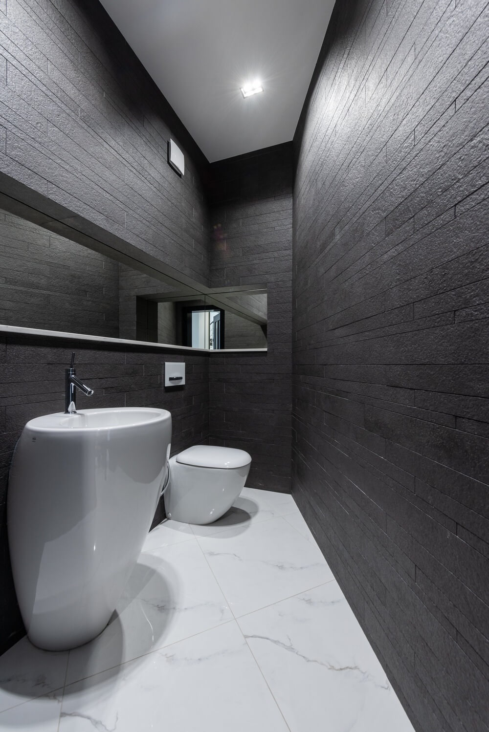 Back-to-wall toilet