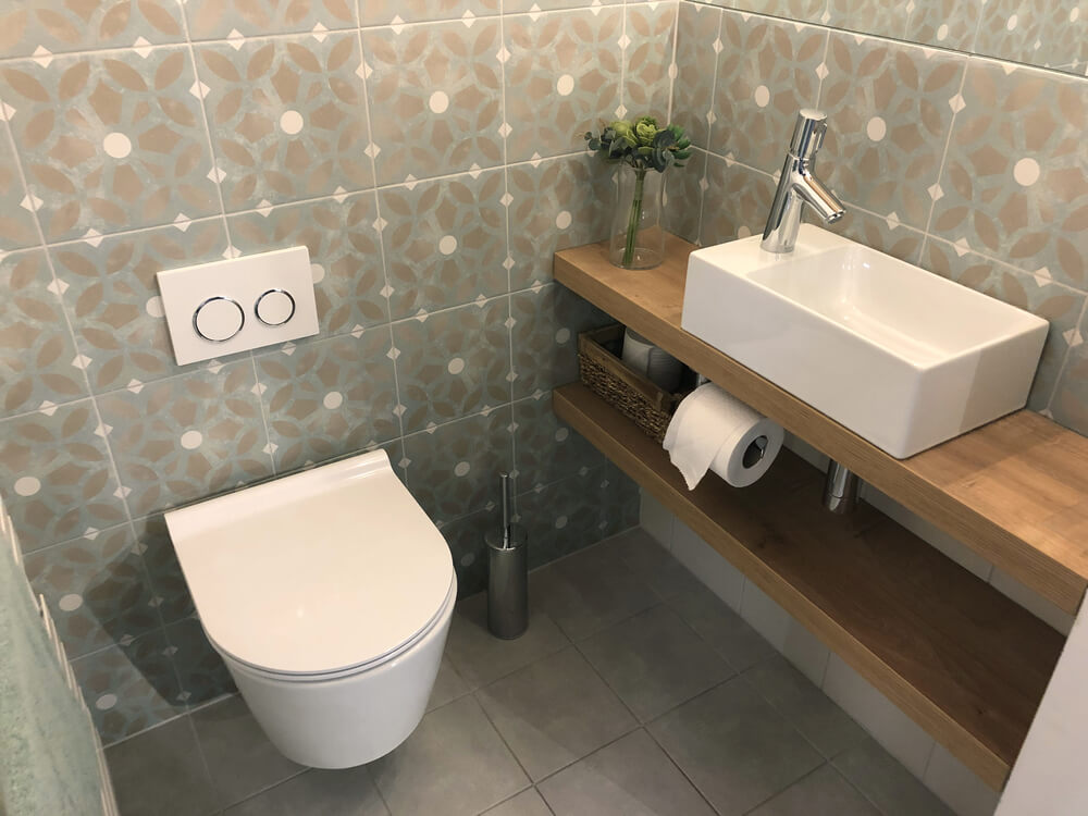 Cloakroom sink taps