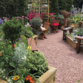 7 Low-Maintenance Landscaping Ideas Using Decorative Gravel & Pebbles