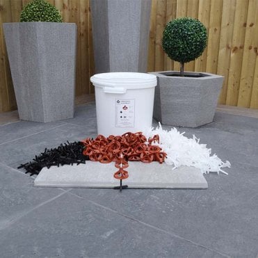 Landscapers Levelling Kit (Ideal for 20mm Thick Porcelain Installations)