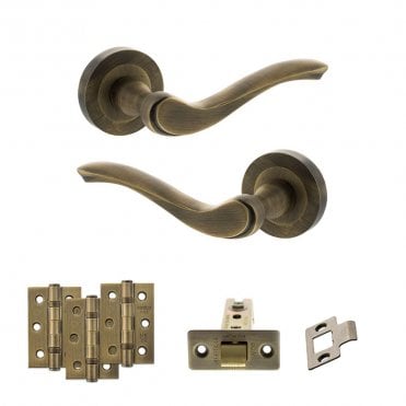 Old English Warwick Latch Set