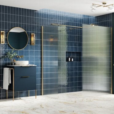 Thea 800mm Fluted Wetroom Panel & Side Panel Arm - Brushed Brass