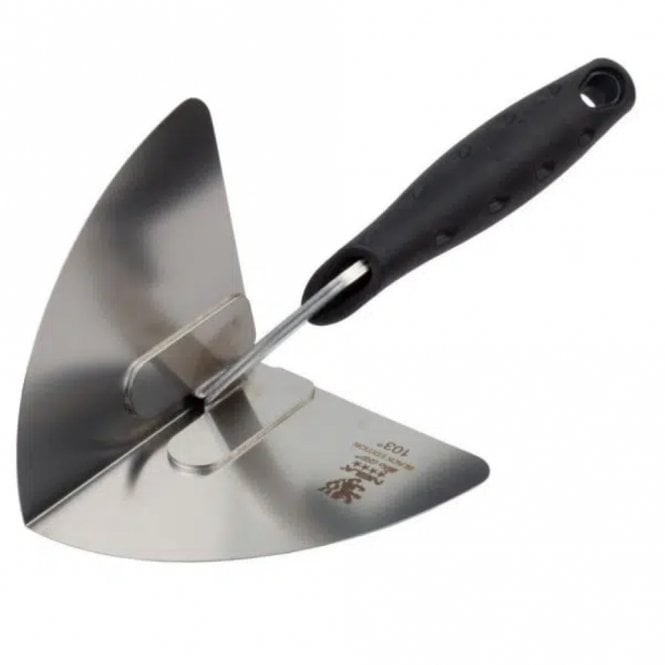 Nela 103 Degree Internal Corner Trowel Black Edition - Rounded Type