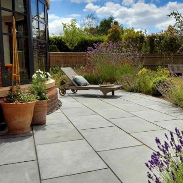Black Kadapha Calibrated Sawn Edged Limestone Paving 22mm