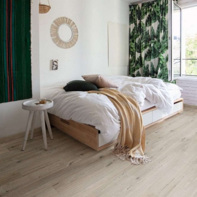 Quick-Step Cotton Oak White Blush Livyn Vinyl Flex Pulse Click Plank 2.220m2 Per Pack