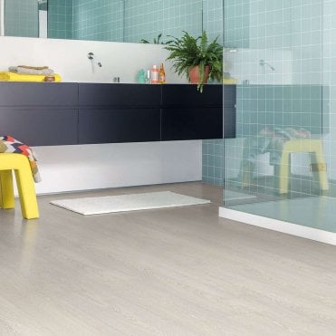 Impressive Laminate Flooring Patina Classic Oak Light