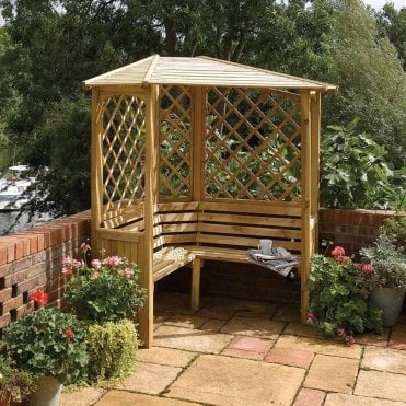 Balmoral Arbour 2100 x 1580mm