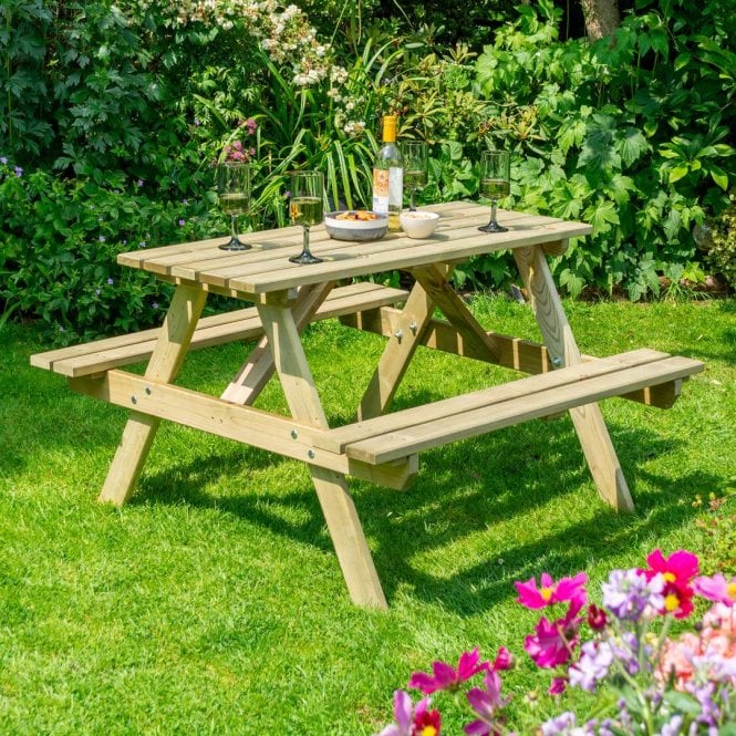 Rowlinson Traditional Picnic Table