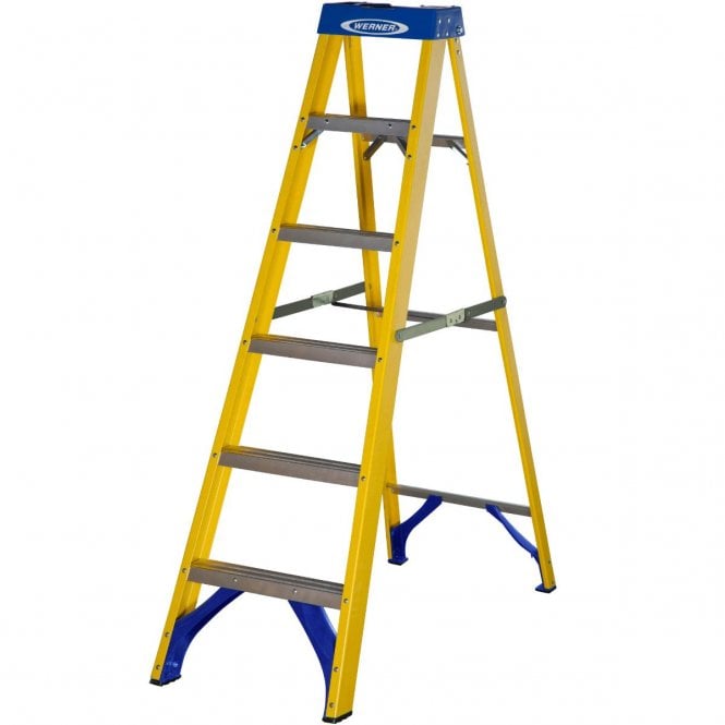 Werner 716 Series Trade Fibreglass Swingback Stepladder - 4-12 Tread